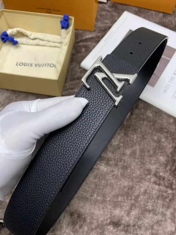 Louis Vuitton belt