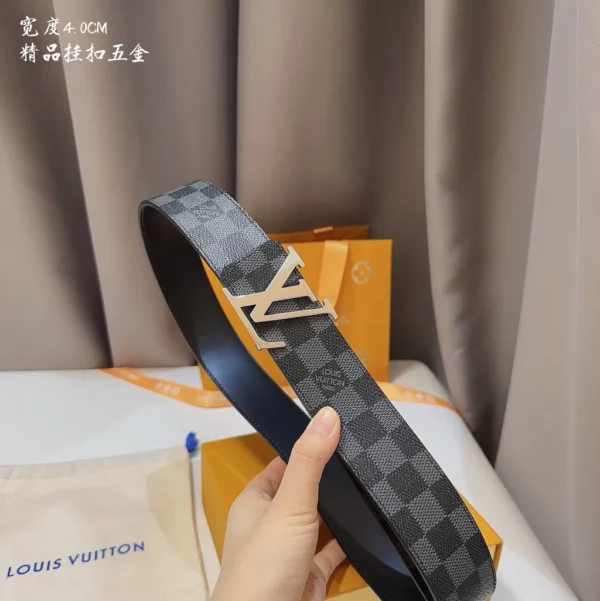 Louis Vuitton belt