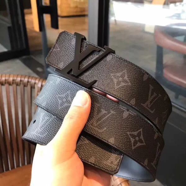 Louis Vuitton belt