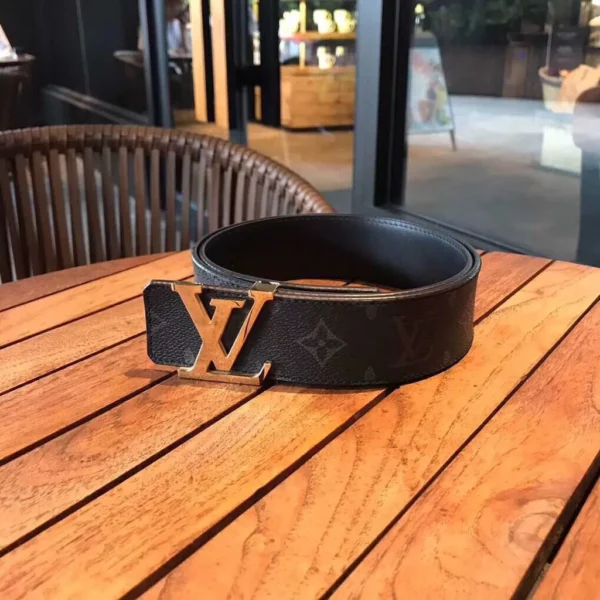 Louis Vuitton belt