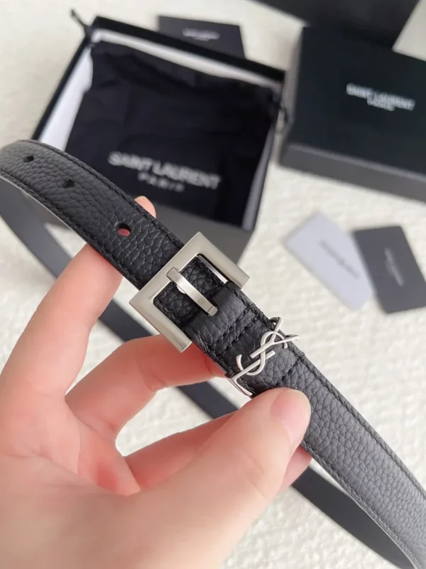 Saint Laurent belt