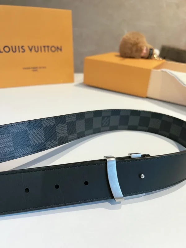 Louis Vuitton belt