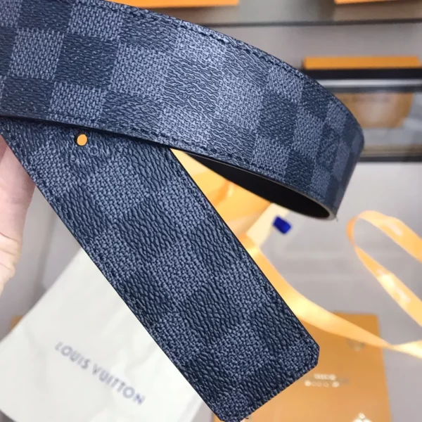 Louis Vuitton belt