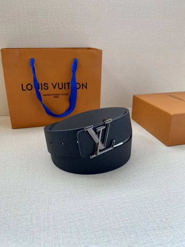 Louis Vuitton belt