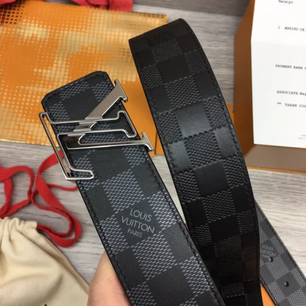 Louis Vuitton belt