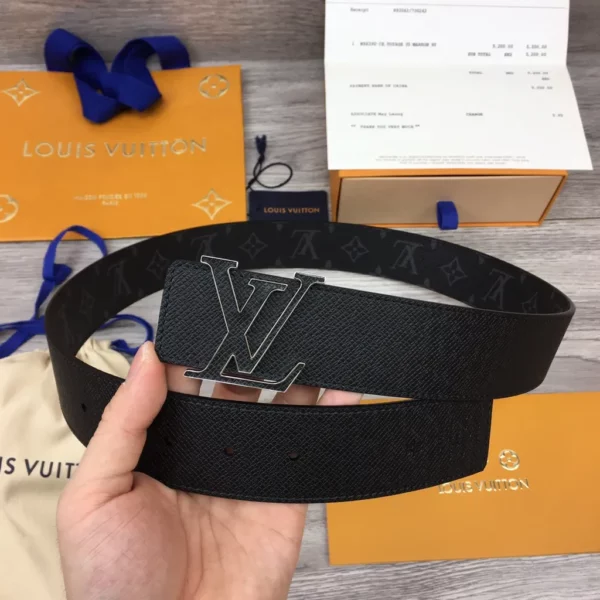 Louis Vuitton belt