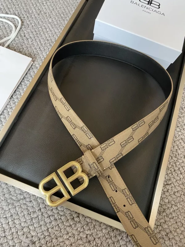 Balenciaga belt