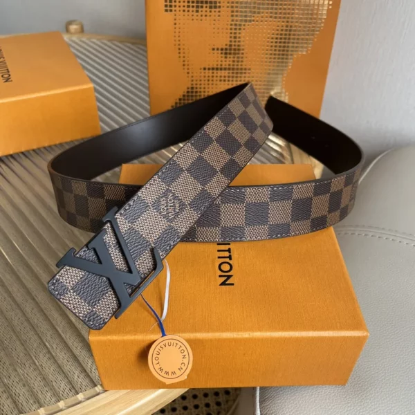 Louis Vuitton belt