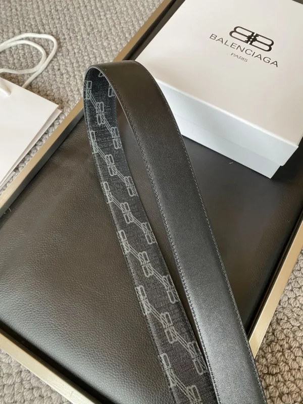 Balenciaga belt