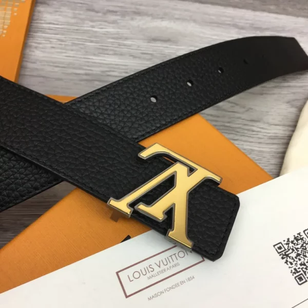 Louis Vuitton belt