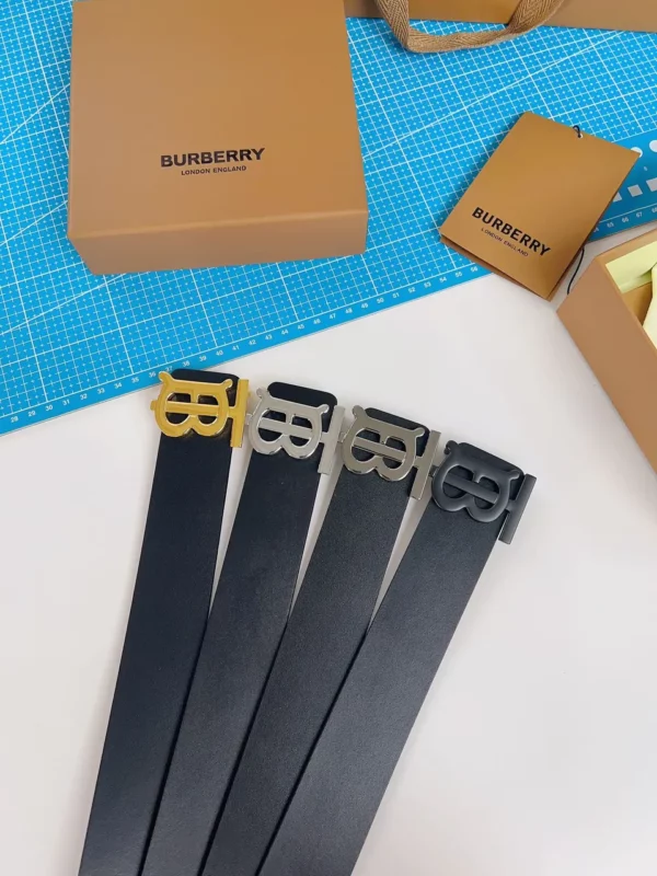 Burberry belt