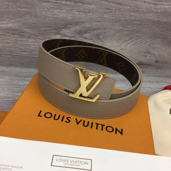 Louis Vuitton belt