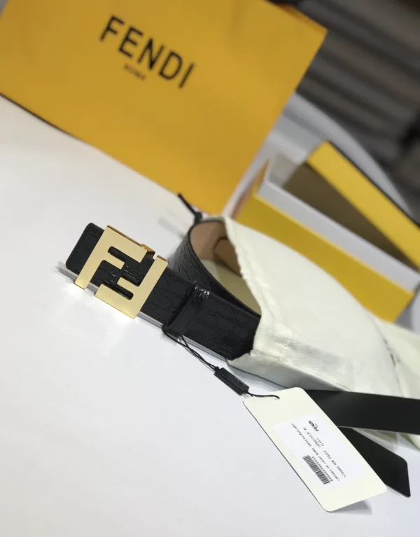 Fendi belt