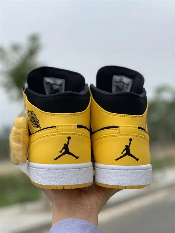 Air Jordan 1 Mid New Love - 2019-01-24 - Replica shoes