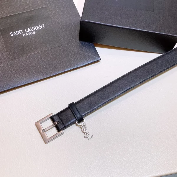 Saint Laurent belt