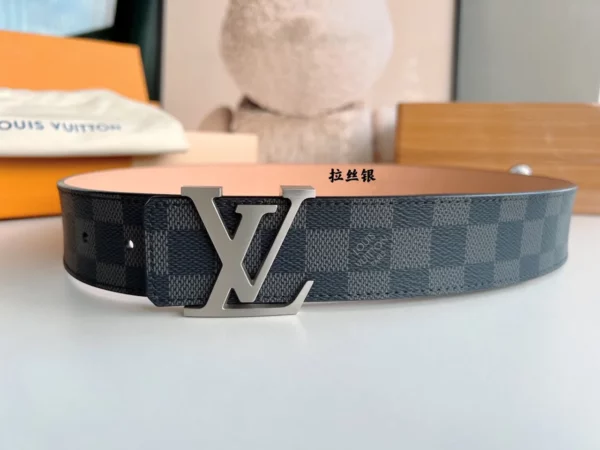 Louis Vuitton belt