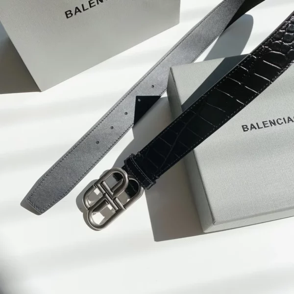 Balenciaga belt