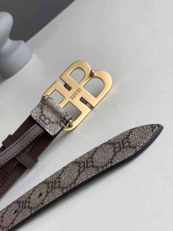 Balenciaga belt