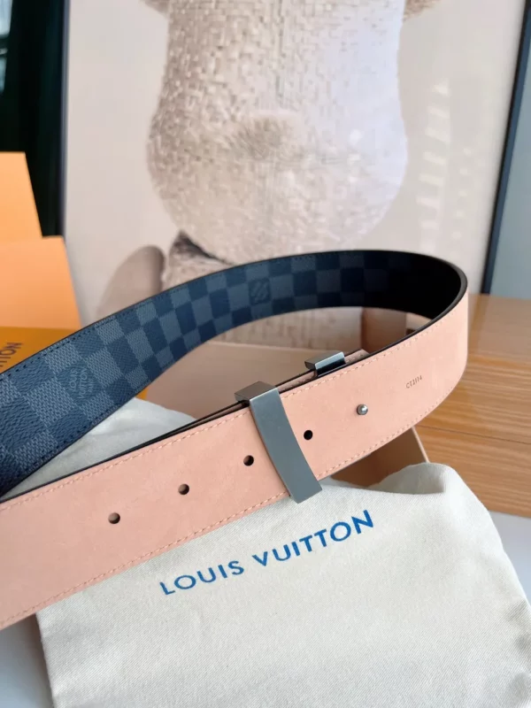 Louis Vuitton belt