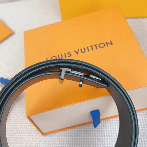 Louis Vuitton belt