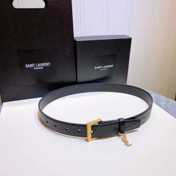 Saint Laurent belt