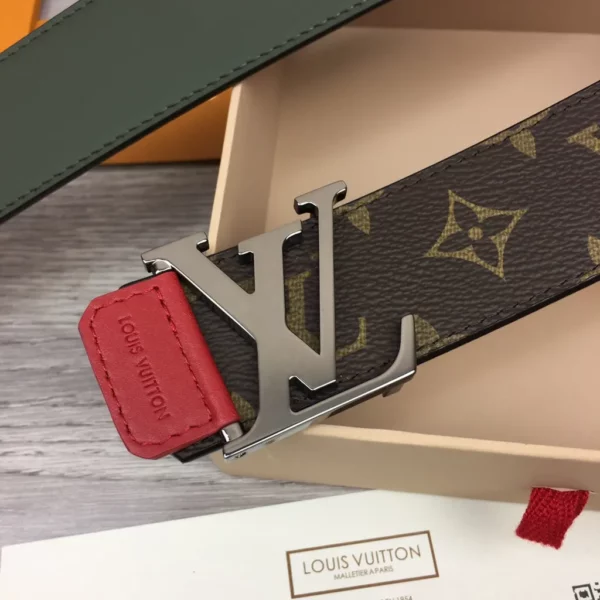 Louis Vuitton belt