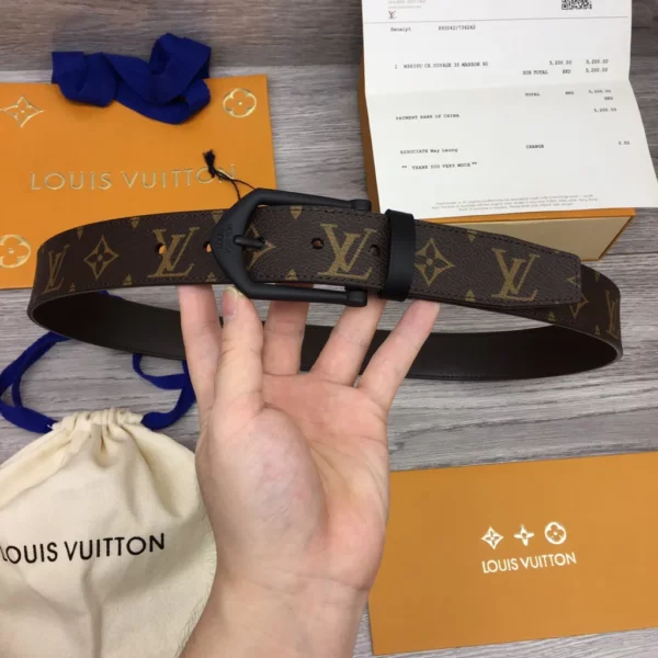 Louis Vuitton belt