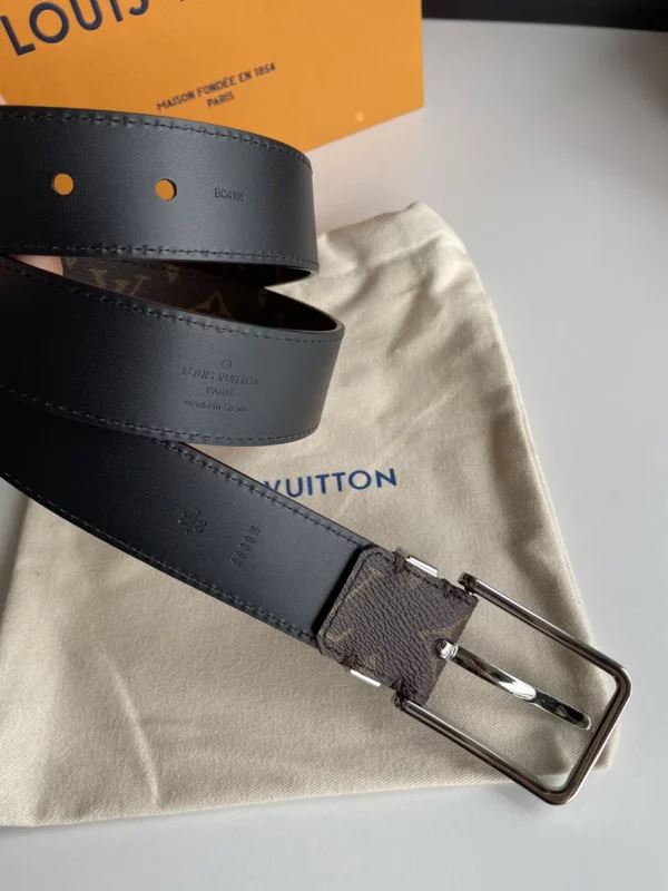 Louis Vuitton belt