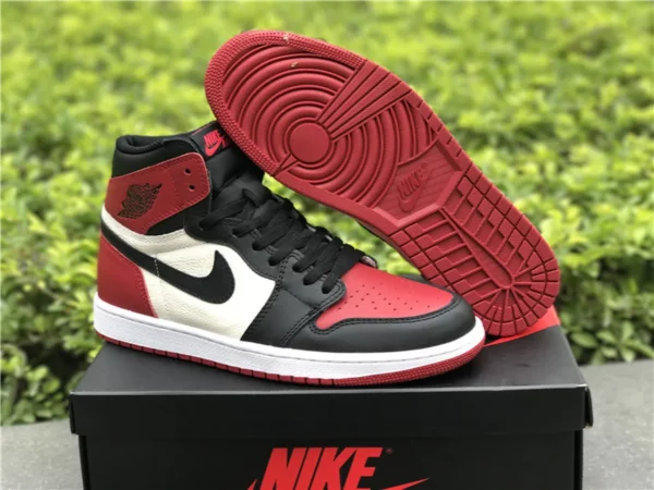 Air Jordan 1Bred Toe 2018 - 2017-12-17 - Replica shoes