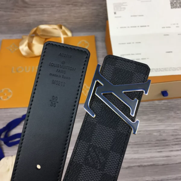 Louis Vuitton belt