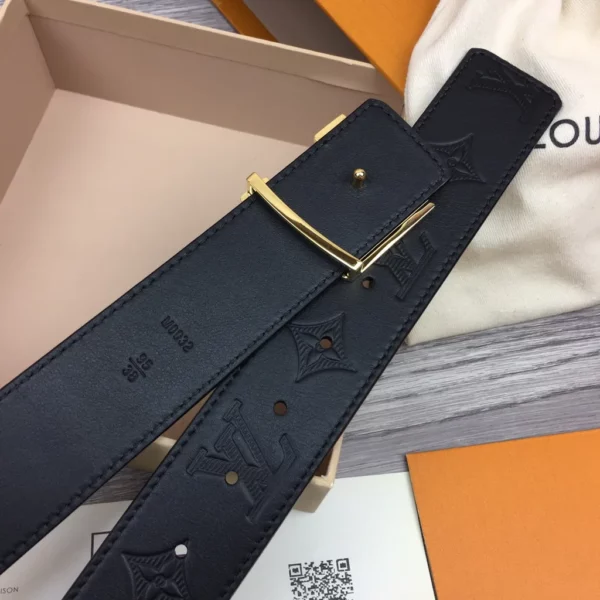 Louis Vuitton belt