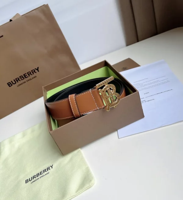 Burberry belt