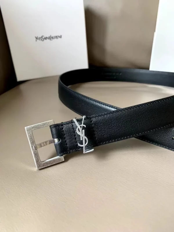 Saint Laurent belt