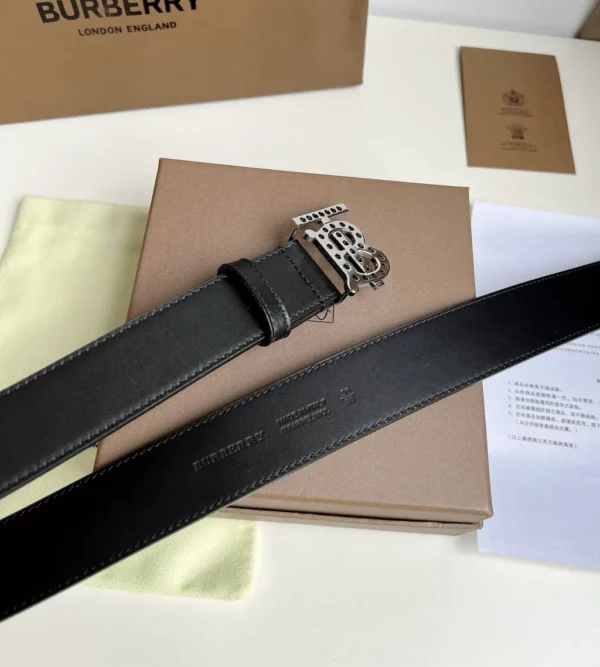 Burberry belt