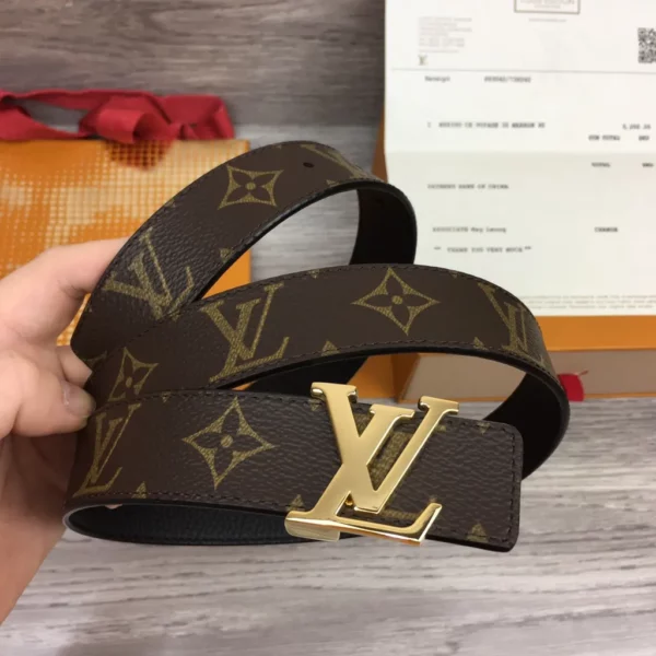 Louis Vuitton belt