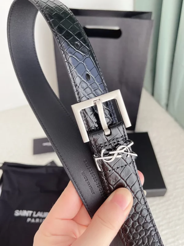 Saint Laurent belt