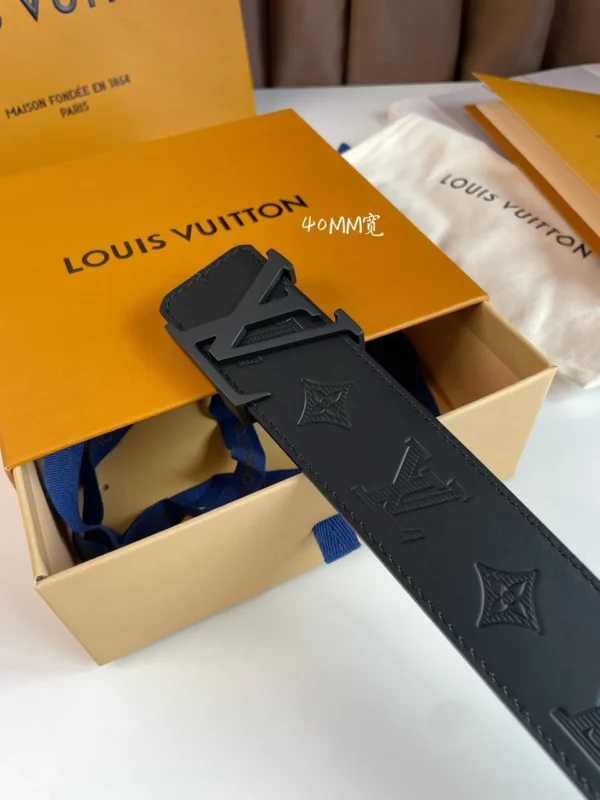 Louis Vuitton belt