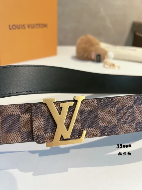 Louis Vuitton belt