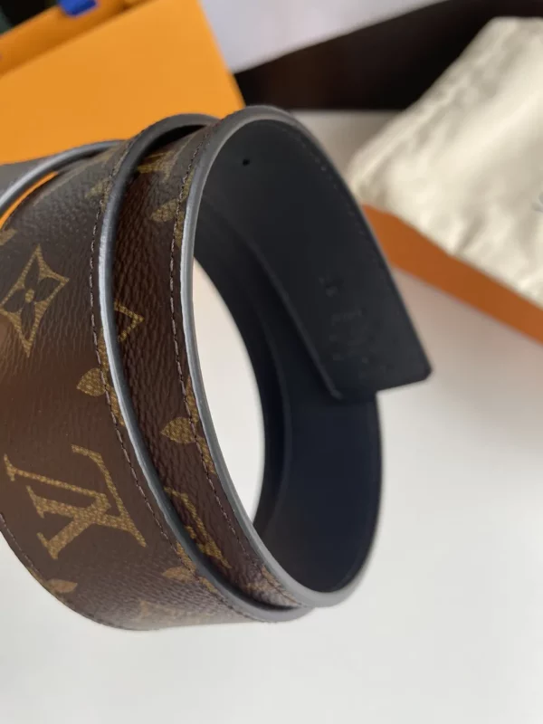 Louis Vuitton belt