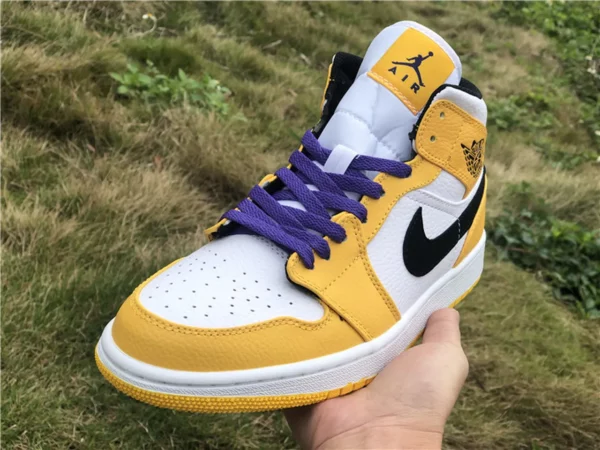 $180 Air Jordan 1 - 2019-03-13 - Replica shoes