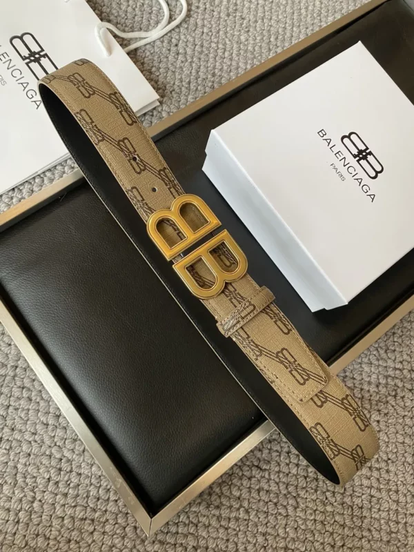 Balenciaga belt