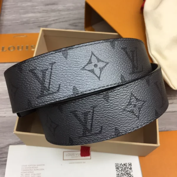 Louis Vuitton belt