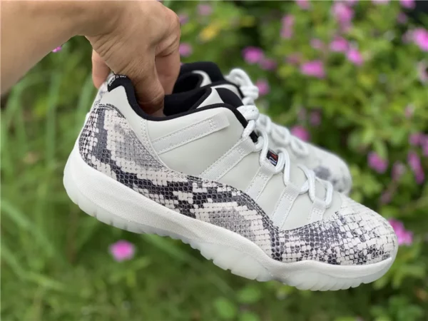 Air Jordan 11 Low SE Snakeskin - 2019-06-16 - Replica shoes