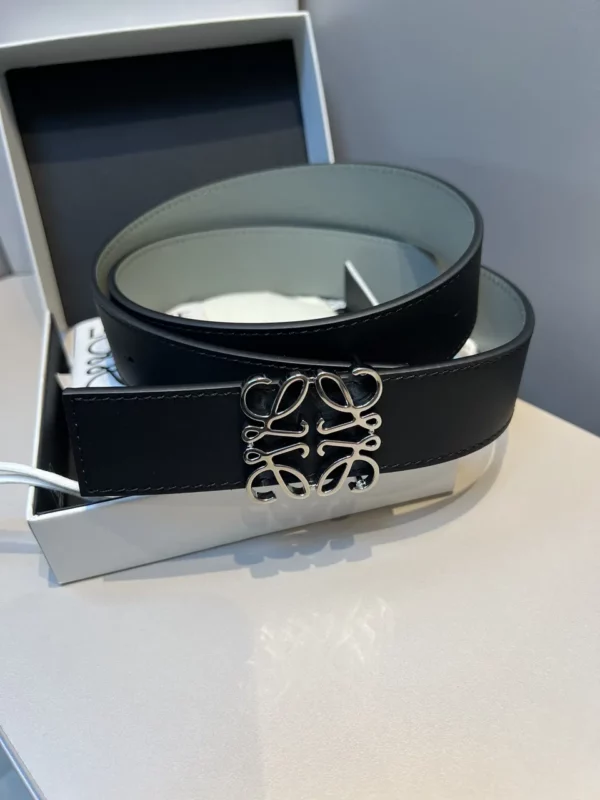 Loewe belt