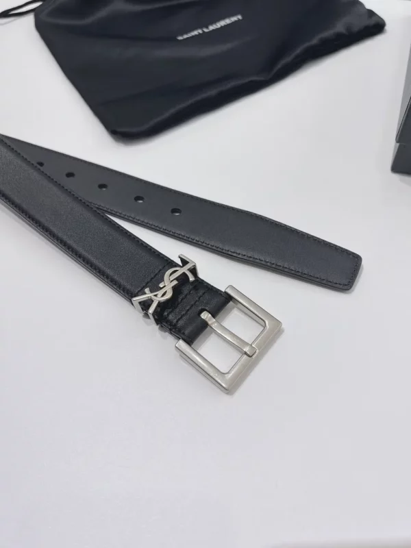 Saint Laurent belt