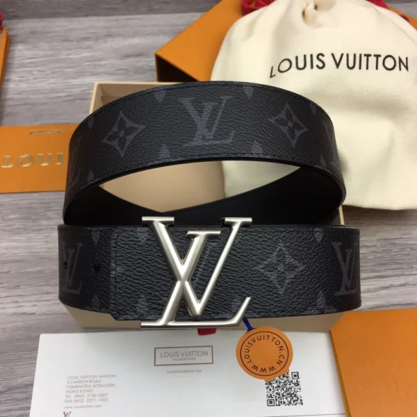 Louis Vuitton belt