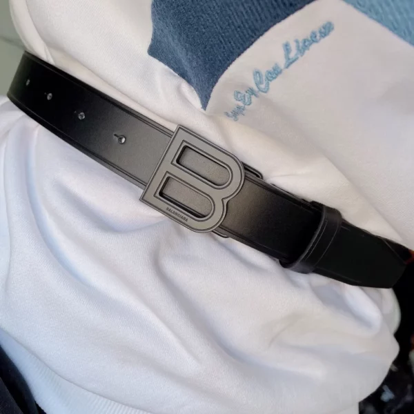 Balenciaga belt