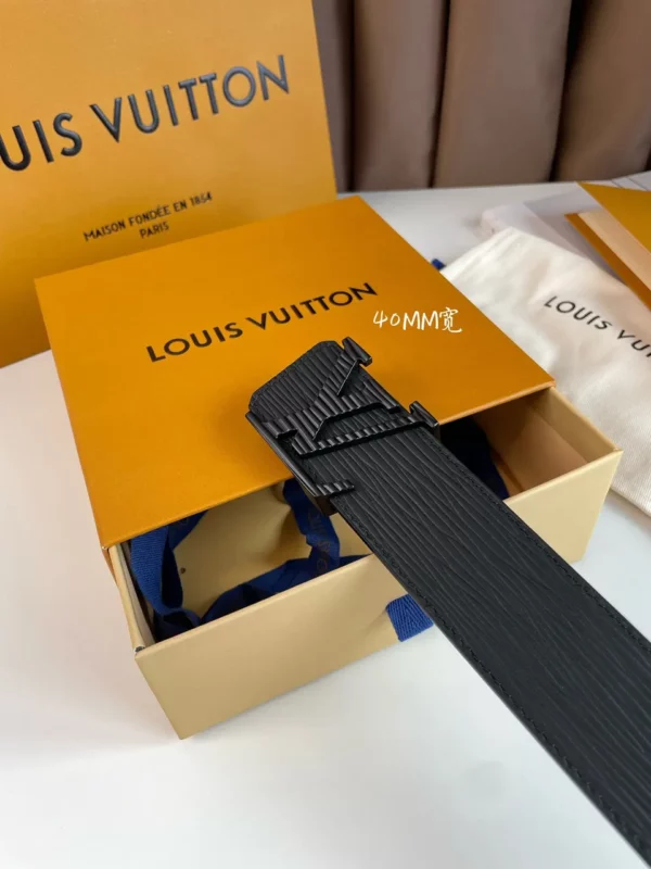 Louis Vuitton belt