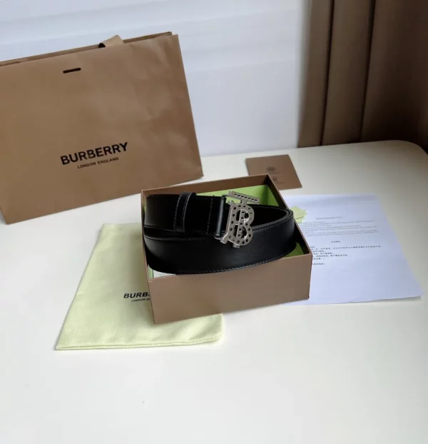 Burberry belt