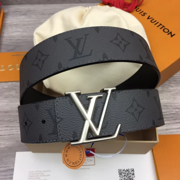 Louis Vuitton belt